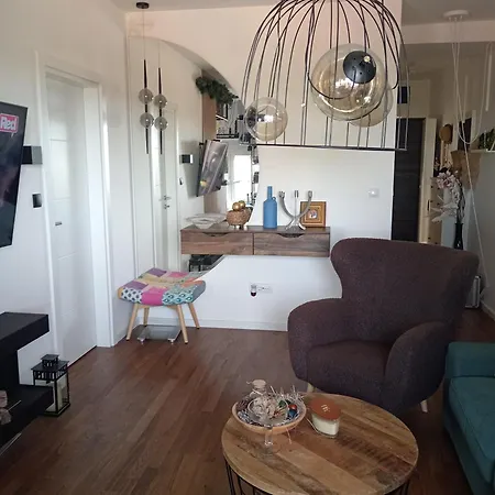 Ledine New 1 Apartment